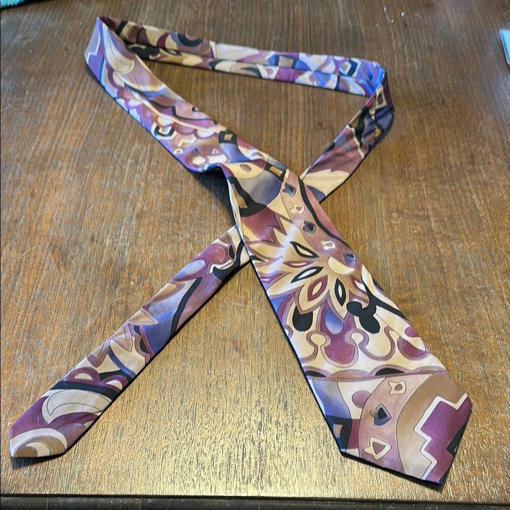 London Fog Purple and Cream Floral Tie